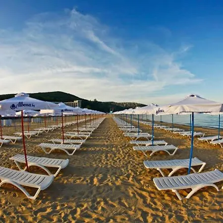 Menada Hills Apartman Szozopol