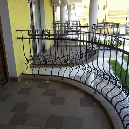Menada Hills Apartman